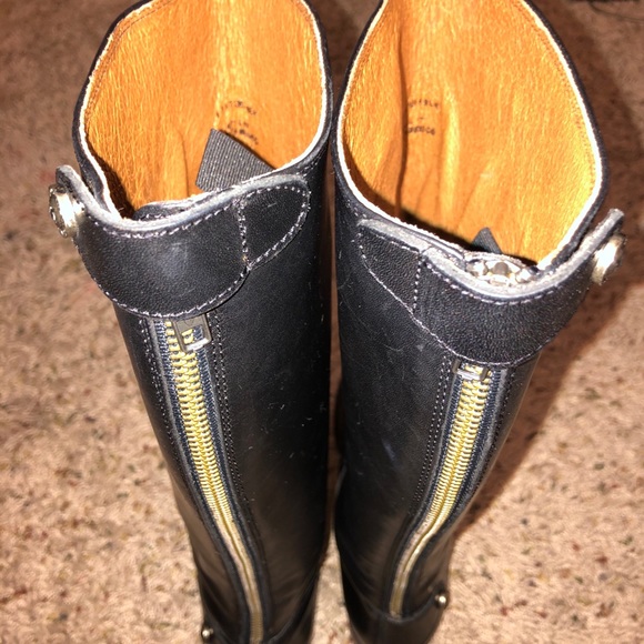 Frye Melissa Button Back Zip Leather Boots Size 6 - Picture 8 of 12